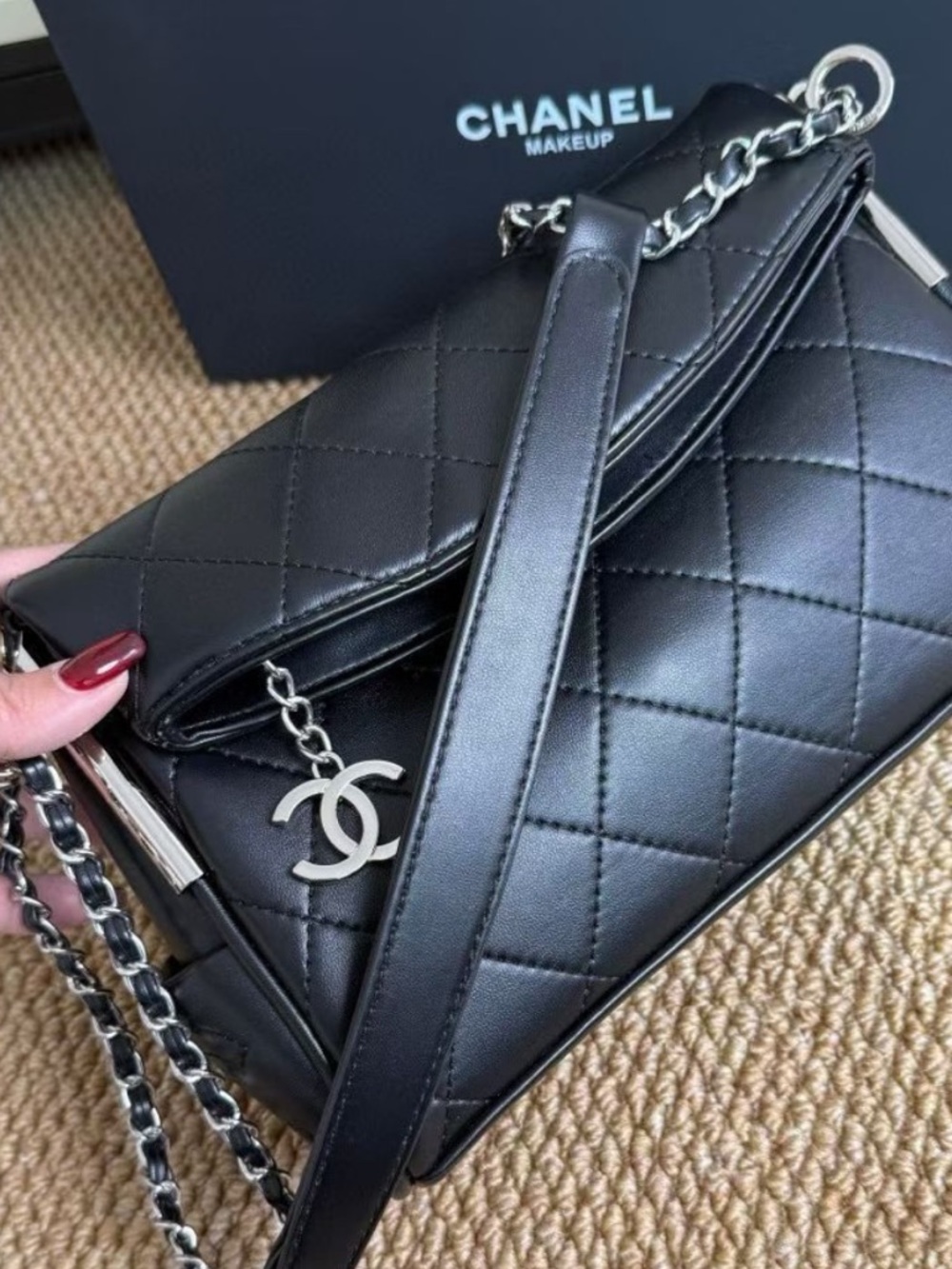 New CC GWP black shoulder bag with silver hardware